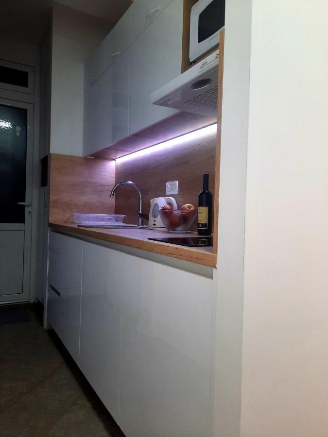 Acacia Apartmani Sutomore Extérieur photo