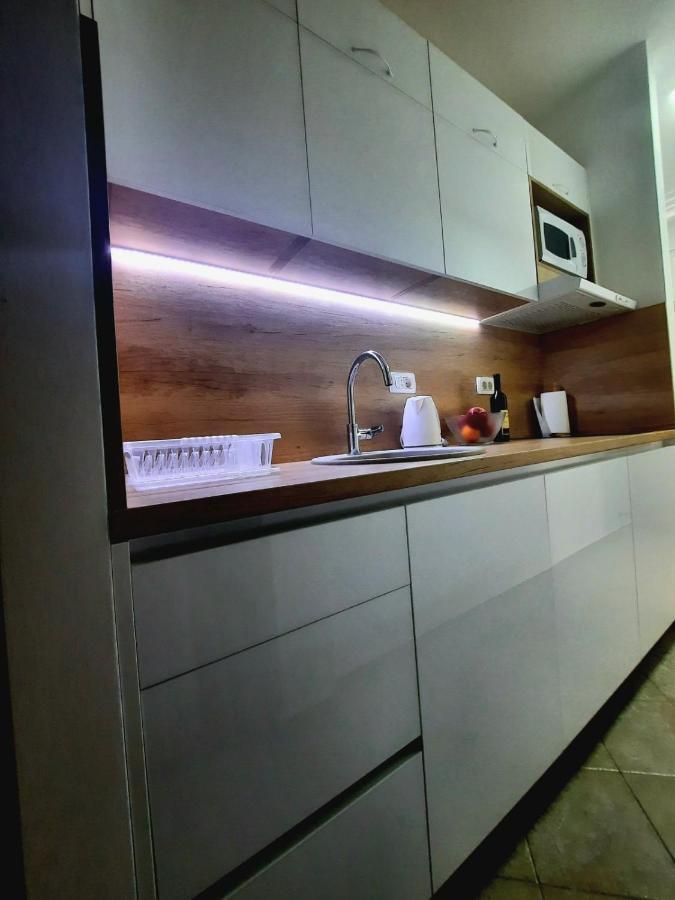 Acacia Apartmani Sutomore Extérieur photo